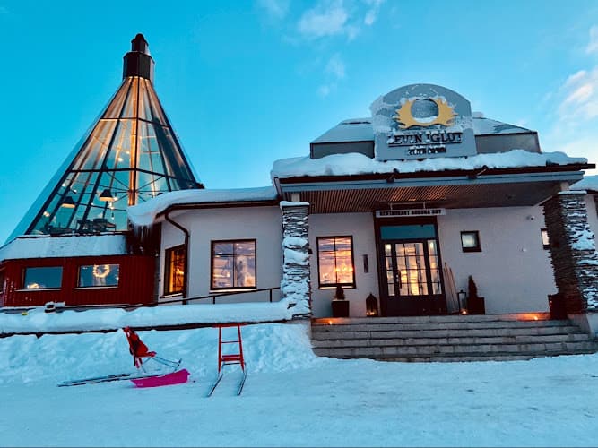 Golden Crown Iglu — kuva