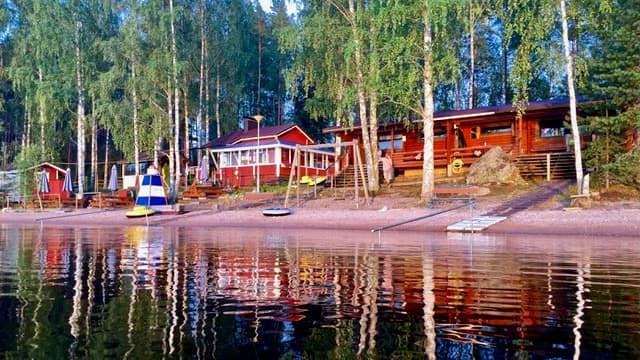 Hinkanrannan saunat — kuva